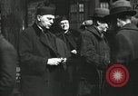 Standbild Arbeitslosigkeit Krise während der Großen Depression New York City USA, 1930, aus Sekunde 10 historischem Filmmaterial Videoclip 65675032192