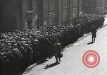 Standbild Arbeitslosigkeit Krise während der Großen Depression New York City USA, 1930, aus Sekunde 29 historischem Filmmaterial Videoclip 65675032192