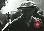 Standbild Arbeitslosigkeit Krise während der Großen Depression New York City USA, 1930, aus Sekunde 34 historischem Filmmaterial Videoclip 65675032192