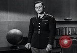 Standbild weibliche Soldaten United States USA, 1951, aus Sekunde 46 historischem Filmmaterial Videoclip 65675032208