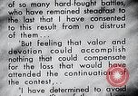 Immagine di Vacante e danneggiato dalla guerra civile case coloniche United States USA, 1937, secondo 27 filmato di repertorio 65675032220