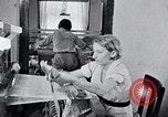 Image personnes en zone rurale United States USA, 1935, de la seconde 45 séquences d'archives historiques vidéo 65675032233