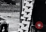 Standbild Menschen in den ländlichen Gebieten United States USA, 1935, aus Sekunde 17 historischem Filmmaterial Videoclip 65675032237