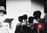 Immagine di La malattia del sonno Repubblica democratica del Congo, 1940, secondo 59 filmato di repertorio 65675032242