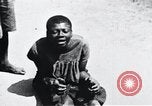 Immagine di La malattia del sonno Repubblica democratica del Congo, 1940, secondo 52 filmato di repertorio 65675032244