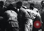 Standbild Schlafkrankheit Kongo, 1940, aus Sekunde 22 historischem Filmmaterial Videoclip 65675032246