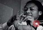 Standbild Afroamerikanische Künstlerin Augusta Savage United States USA, 1937, aus Sekunde 21 historischem Filmmaterial Videoclip 65675032252