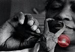 Standbild Afroamerikanische Künstlerin Augusta Savage United States USA, 1937, aus Sekunde 46 historischem Filmmaterial Videoclip 65675032252