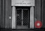 Standbild Afroamerikanische Kunst im Whitney Museum New York City USA, 1937, aus Sekunde 33 historischem Filmmaterial Videoclip 65675032268