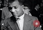 Standbild Afroamerikanische Kunst im Whitney Museum New York City USA, 1937, aus Sekunde 59 historischem Filmmaterial Videoclip 65675032268