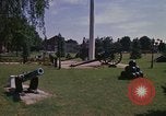 Image des canons et des boulets de canon Washington DC USA, 1974, de la seconde 4 séquences d'archives historiques vidéo 65675032279