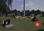 Image des canons et des boulets de canon Washington DC USA, 1974, de la seconde 7 séquences d'archives historiques vidéo 65675032279