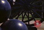 Image des canons et des boulets de canon Washington DC USA, 1974, de la seconde 47 séquences d'archives historiques vidéo 65675032279