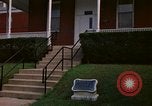 Standbild Walter Reed Gedenktafel Fort Lesley J McNair Washington DC USA, 1974, aus Sekunde 31 historischem Filmmaterial Videoclip 65675032282