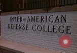 Standbild Inter-American Defense College Washington DC USA, 1974, aus Sekunde 10 historischem Filmmaterial Videoclip 65675032283