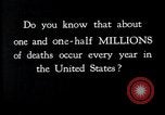 Immagine di Causa di malattie dei microrganismi United States USA, 1922, secondo 19 filmato di repertorio 65675032292