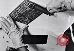 Standbild Kunst Arbeitstechniken New York City USA, 1937, aus Sekunde 9 historischem Filmmaterial Videoclip 65675032299