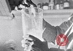 Standbild Kunst Arbeitstechniken New York City USA, 1937, aus Sekunde 33 historischem Filmmaterial Videoclip 65675032299