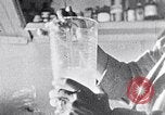 Standbild Kunst Arbeitstechniken New York City USA, 1937, aus Sekunde 34 historischem Filmmaterial Videoclip 65675032299