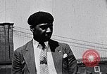 Standbild Palmer Hayden Malerei die Brooklyn Bridge New York City USA, 1937, aus Sekunde 55 historischem Filmmaterial Videoclip 65675032300