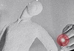 Standbild Skulptur New York City USA, 1937, aus Sekunde 46 historischem Filmmaterial Videoclip 65675032308