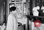 Standbild Lois Mailou Jones Malerin New York City USA, 1937, aus Sekunde 40 historischem Filmmaterial Videoclip 65675032309