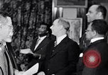 Immagine di Pittore afro-cubane Pastore Argudin Pedroso y mostra New York City USA, 1937, secondo 45 filmato di repertorio 65675032315