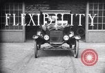 Immagine di Ford Modello T-Coupe Detroit Michigan USA, 1924, secondo 12 filmato di repertorio 65675032316