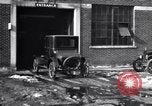 Immagine di Ford Modello T-Coupe Detroit Michigan USA, 1924, secondo 17 filmato di repertorio 65675032317