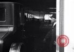 Immagine di Ford Modello T-Coupe Detroit Michigan USA, 1924, secondo 21 filmato di repertorio 65675032317
