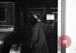 Immagine di Ford Modello T-Coupe Detroit Michigan USA, 1924, secondo 25 filmato di repertorio 65675032317