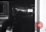Immagine di Ford Modello T-Coupe Detroit Michigan USA, 1924, secondo 36 filmato di repertorio 65675032317