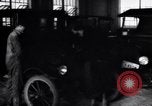 Immagine di Ford Modello T-Coupe Detroit Michigan USA, 1924, secondo 45 filmato di repertorio 65675032317
