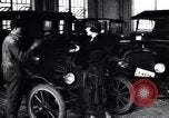 Immagine di Ford Modello T-Coupe Detroit Michigan USA, 1924, secondo 61 filmato di repertorio 65675032317
