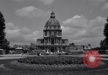 Standbild Napoleons Grab und das Schloss von Versailles Paris Frankreich, 1956, aus Sekunde 4 historischem Filmmaterial Videoclip 65675032321