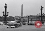 Standbild Place de la Concord Art de Métiers Paris Frankreich, 1956, aus Sekunde 8 historischem Filmmaterial Videoclip 65675032322