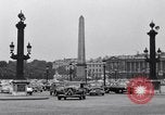 Standbild Place de la Concord Art de Métiers Paris Frankreich, 1956, aus Sekunde 13 historischem Filmmaterial Videoclip 65675032322