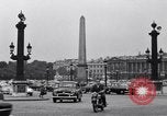 Standbild Place de la Concord Art de Métiers Paris Frankreich, 1956, aus Sekunde 17 historischem Filmmaterial Videoclip 65675032322