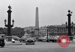 Standbild Place de la Concord Art de Métiers Paris Frankreich, 1956, aus Sekunde 26 historischem Filmmaterial Videoclip 65675032322