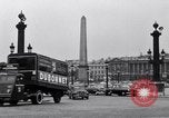 Standbild Place de la Concord Art de Métiers Paris Frankreich, 1956, aus Sekunde 33 historischem Filmmaterial Videoclip 65675032322