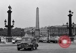 Standbild Place de la Concord Art de Métiers Paris Frankreich, 1956, aus Sekunde 35 historischem Filmmaterial Videoclip 65675032322