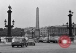 Standbild Place de la Concord Art de Métiers Paris Frankreich, 1956, aus Sekunde 36 historischem Filmmaterial Videoclip 65675032322
