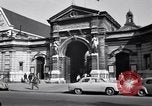 Standbild Place de la Concord Art de Métiers Paris Frankreich, 1956, aus Sekunde 52 historischem Filmmaterial Videoclip 65675032322
