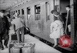 Image Les réfugiés d'Amérique Seconde Guerre Mondiale quitter la France Verdon-sur-Mer Bordeaux France, 1940, de la seconde 14 séquences d'archives historiques vidéo 65675032332