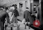 Image Les réfugiés d'Amérique Seconde Guerre Mondiale quitter la France Verdon-sur-Mer Bordeaux France, 1940, de la seconde 18 séquences d'archives historiques vidéo 65675032332