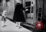 Image Les réfugiés d'Amérique Seconde Guerre Mondiale quitter la France Verdon-sur-Mer Bordeaux France, 1940, de la seconde 35 séquences d'archives historiques vidéo 65675032332