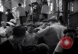 Image Des passagers américains SS Washington Verdon-sur-Mer Bordeaux France, 1940, de la seconde 14 séquences d'archives historiques vidéo 65675032333