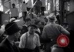 Image Des passagers américains SS Washington Verdon-sur-Mer Bordeaux France, 1940, de la seconde 20 séquences d'archives historiques vidéo 65675032333