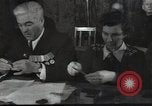 Standbild Zeichnung Lotterie Tickets Russland, 1948, aus Sekunde 17 historischem Filmmaterial Videoclip 65675032341