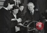 Standbild Zeichnung Lotterie Tickets Russland, 1948, aus Sekunde 25 historischem Filmmaterial Videoclip 65675032341